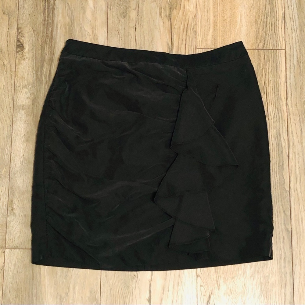 H&M Black Metallic Mini Skirt - Picture 2 of 8